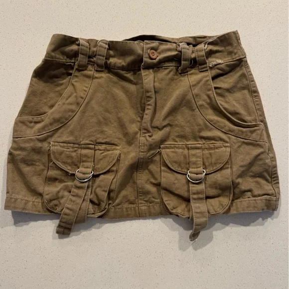 Princess Polly Khaki Cargo Skirt - Picture 2 of 4